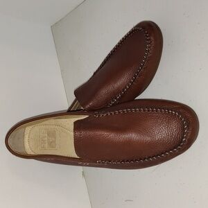 Frye Men's Lewis Venetians brown loafer Leather size 8 Amazing Shape